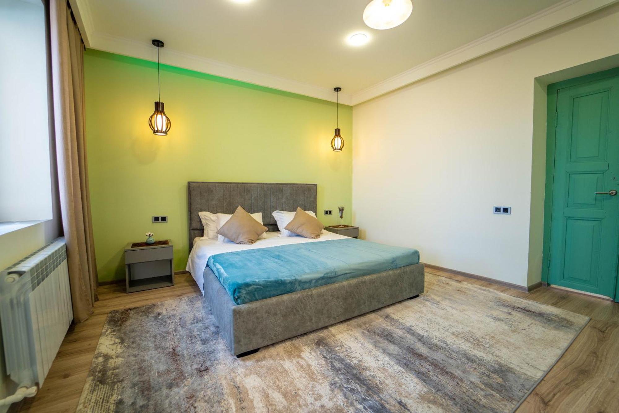 Kumayri Suite Balcony View Гюмри Екстериор снимка